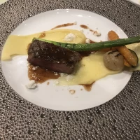メインのお肉！オリーブオイルでつけてあり香り抜群！
