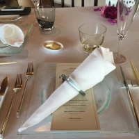 試食会のテーブルコーディネート