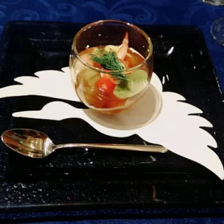 ゼリーよせ。下にしかれた鶴がかわいらしかったです。
