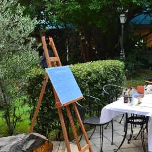 レストラン入り口の前に受付と席次表を設置しました|479242さんのLa Brasserie(ラ・ブラスリー）（営業終了）の写真(571447)