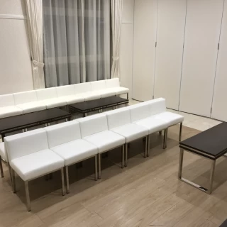 控え室
