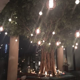 インスタ映えなロマンチック披露宴会場