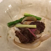 メインの牛ステーキ