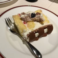 ウェディングケーキ