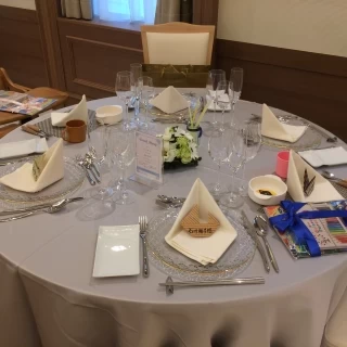 卓がこじんまりとしている