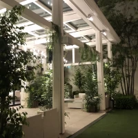 屋根が付いているスペースもあります