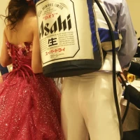 キャンドルサービスならぬ、ビールサービス
