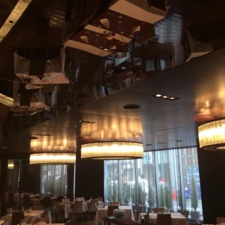 シャンデリア