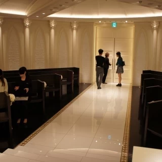 チャペル（入口向き）