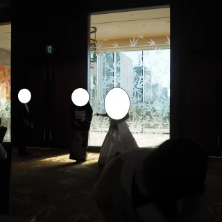 披露宴の入場シーン