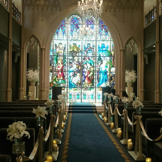 ステンドガラスがきれいな教会