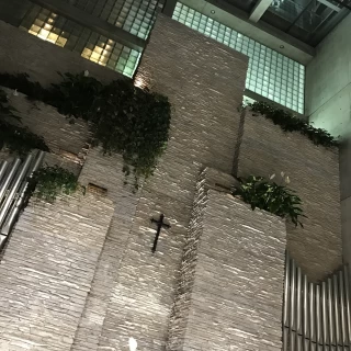 天井も高い。