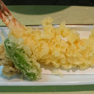現地で天ぷらをあげて提供されるので素材の味が引き立ち美味しい|482921さんの盛岡八幡宮の写真(520959)