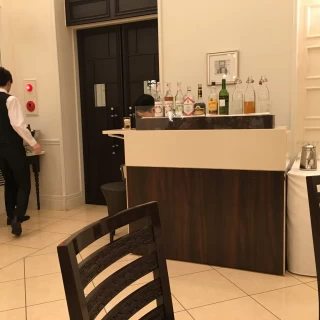 披露宴会場内ドリンクバー