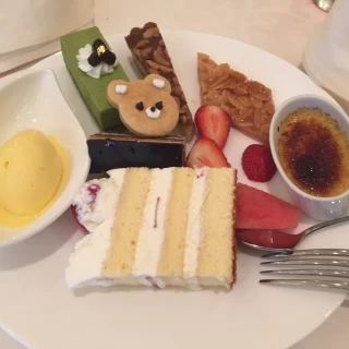 いろんな種類のケーキを食べました。