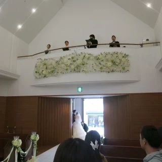 専用聖歌隊がいます