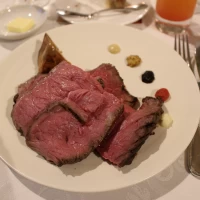 ローストビーフと5種のテイストソース