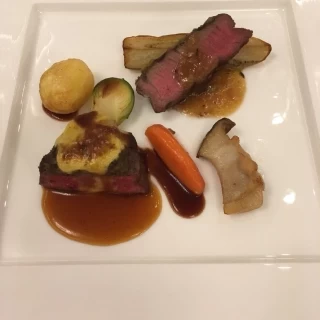 お肉料理