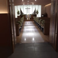 ゲストとの距離が近くて全員参加型の式ができそう