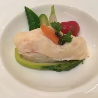 メイン（魚）
この状態で運ばれてきます