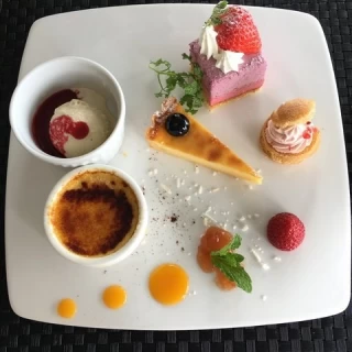 デザートは量もたっぷり