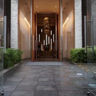 入口が広い