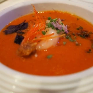 席に着いたらこの前菜が置いてあり新郎新婦入場前に食べれます