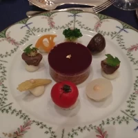 前菜ボリュームあり