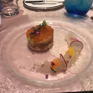 前菜とオリジナルカクテル