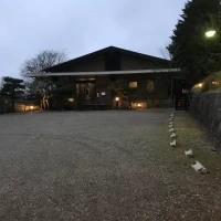 会場