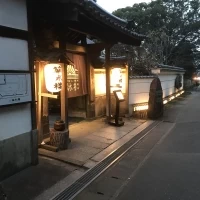 門