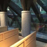 厳かな雰囲気もあります