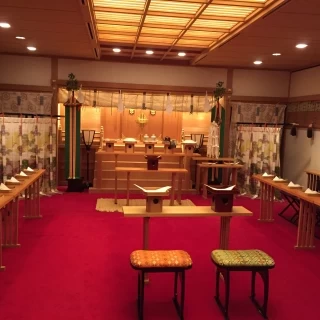 下見時点の神殿。