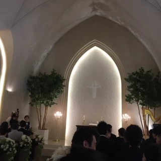 とっても天井が高くて綺麗なチャペル