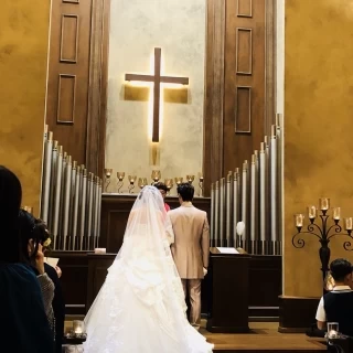 牧師さんとの距離が近かったです