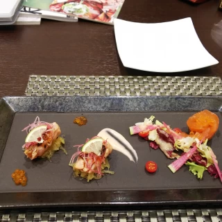 試食