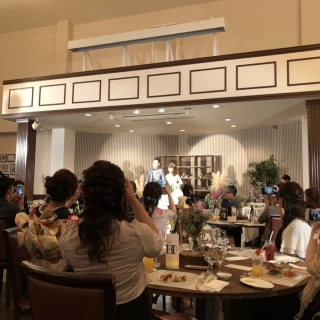 メインテーブル