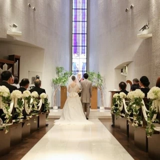 チャペル。
ステンドグラスが素敵です。