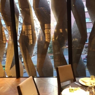 石壁の裏側です