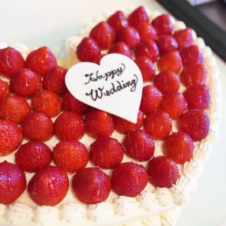 ハートのウェディングケーキ