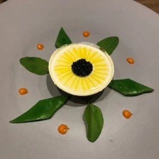 ひまわりをイメージ。見た目も可愛いですがお味も美味しかった！