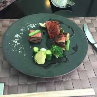 牛フィレ肉のステーキ