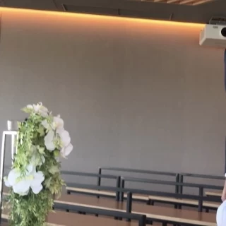 シンプルな挙式会場