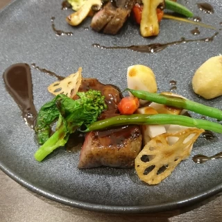 和のお肉です。味付けは手前味噌です。