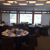 窓の外から、徳川園が見えます。