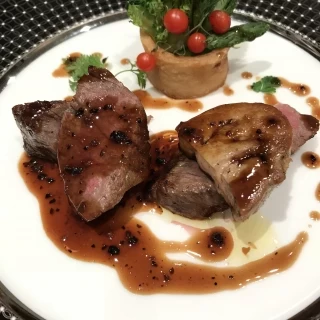 フィレ肉はとても柔らかくて美味しかった