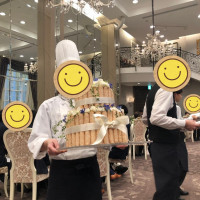 ケーキ持ってきてくれた