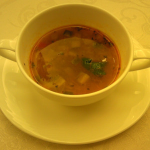 コース料理の選べるスープ(ミネストローネ)|488228さんのアンドルーチェトスカーナ &LUCE TOSCANAの写真(559655)