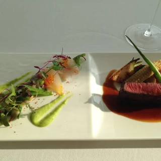 シェフがわざわざ料理説明に来てくれたことにも感動