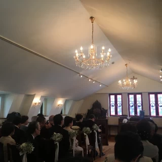 レトロて温かみのあるチャペル